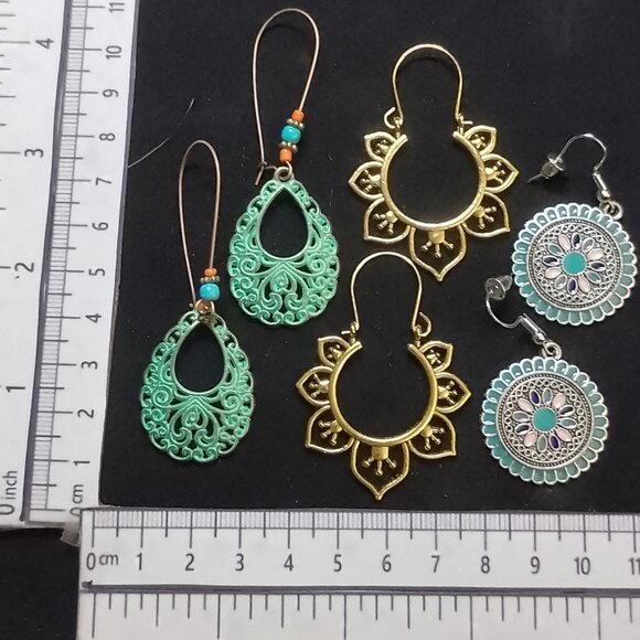 SALE! 3 PAIR EARRINGS, Ethnic SILVERY, BRONZE, PATINATED Blue Bunny BOHO BAUBLES - Picture 7 of 10